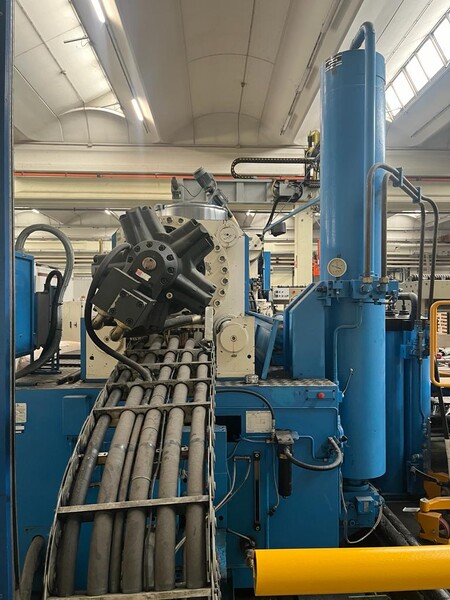 2#7965 Pressa a Iniezione Italtech MSK 2250 con Robot in vendita - foto 9