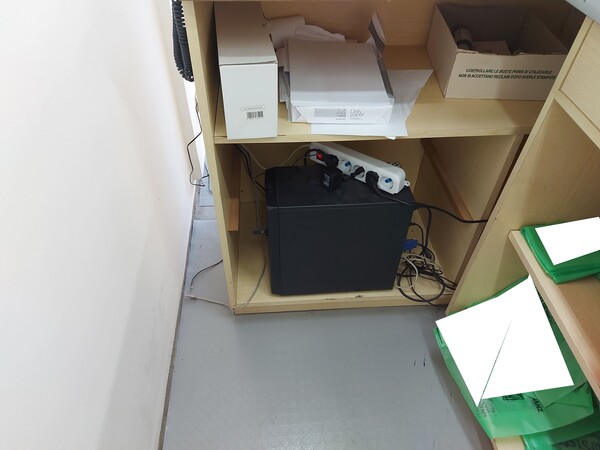 1#7967 Arredamento e attrezzatura da ufficio in vendita - foto 16