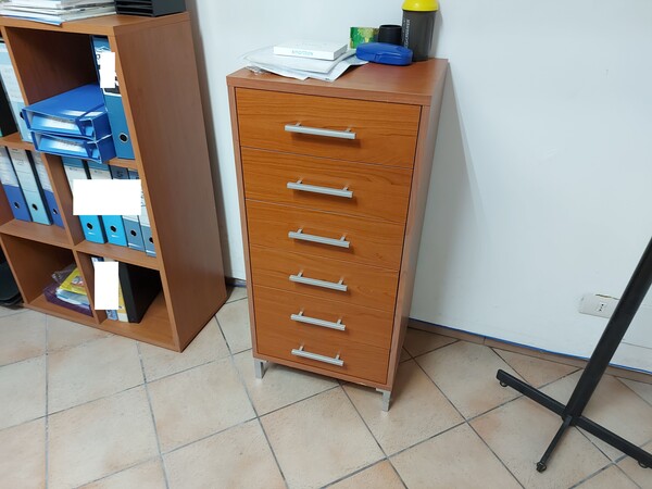 1#7967 Arredamento e attrezzatura da ufficio in vendita - foto 19
