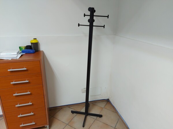 1#7967 Arredamento e attrezzatura da ufficio in vendita - foto 25