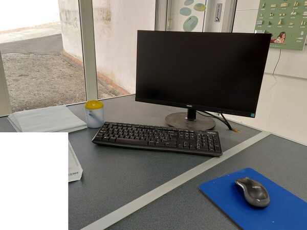 1#7967 Arredamento e attrezzatura da ufficio in vendita - foto 27