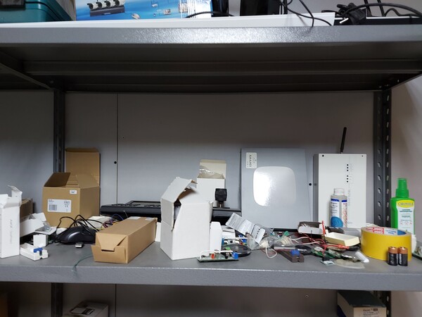 1#7967 Arredamento e attrezzatura da ufficio in vendita - foto 47