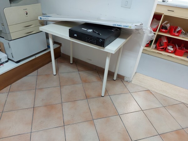 1#7967 Arredamento e attrezzatura da ufficio in vendita - foto 60