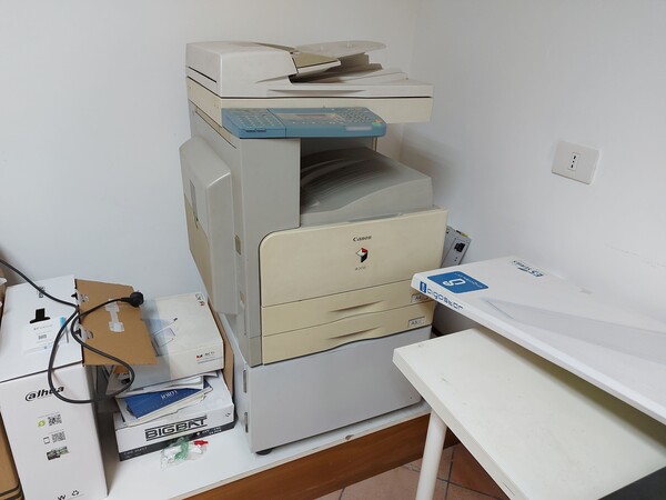 1#7967 Arredamento e attrezzatura da ufficio in vendita - foto 61