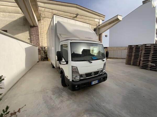 11#7974 Autocarro Nissan Cabstar in vendita - foto 5
