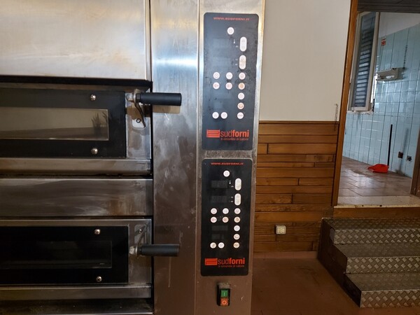 1#7996 Forno elettrico da pizza e cappa aspirante in vendita - foto 5