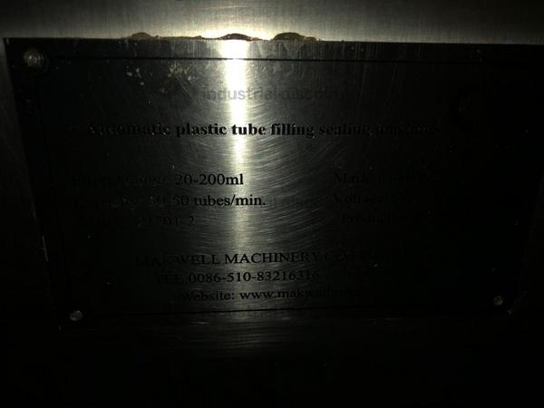 2#79981 Riempitrice per tubi di plastica e refrigeratore industriale in vendita - foto 5