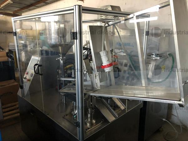 2#79981 Riempitrice per tubi di plastica e refrigeratore industriale in vendita - foto 6