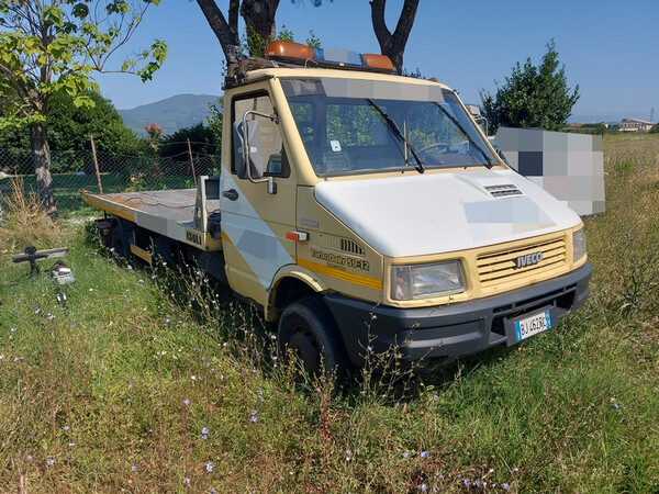 2#8000 Autocarro per soccorso stradale Iveco in vendita - foto 1