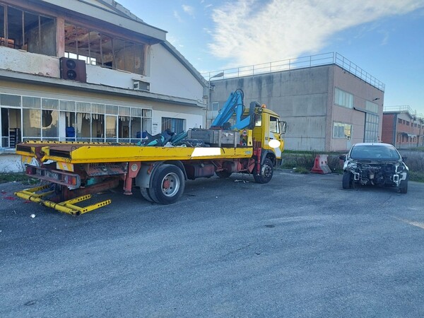 22#8000 Autocarro per soccorso stradale Iveco in vendita - foto 5