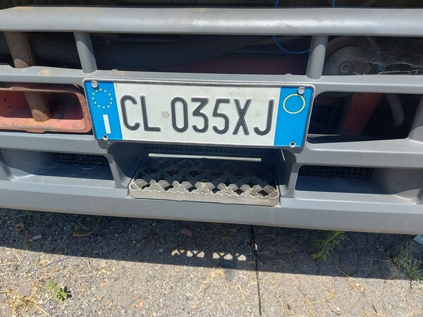 23#8000 Autocarro per soccorso stradale Iveco in vendita - foto 3