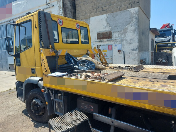 23#8000 Autocarro per soccorso stradale Iveco in vendita - foto 13