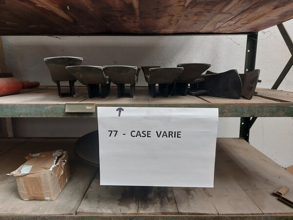 242#8002 Ricambi per macchine agricole Case in vendita - foto 11