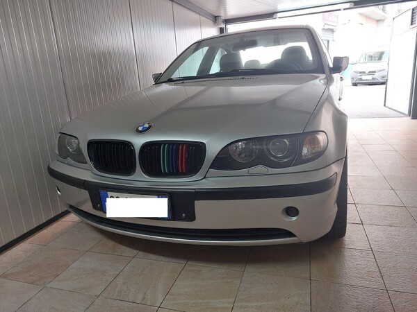 3#8004 Autovettura BMW 330D berlina in vendita - foto 2