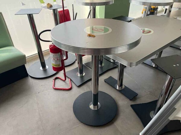 1#8008 Attrezzature e arredi bar-ristorante in vendita - foto 2