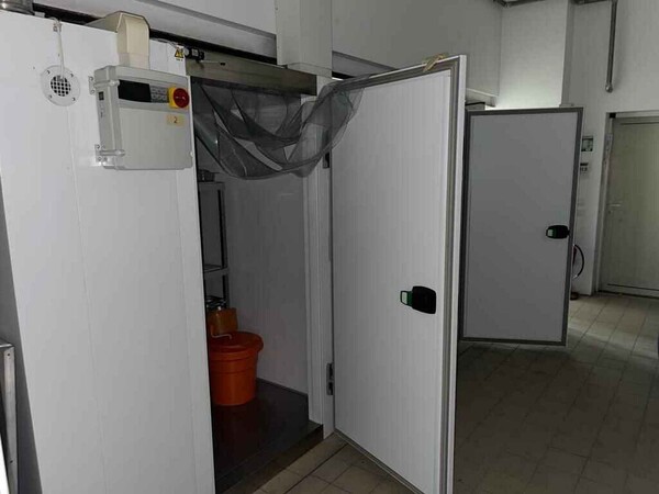 1#8008 Attrezzature e arredi bar-ristorante in vendita - foto 62