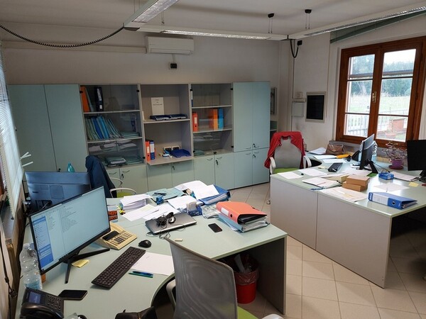 1#8009 Cessione di azienda dedita specializzata in impianti elettrici in vendita - foto 4