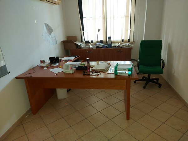 2#8012 Arredi per ufficio e attrezzature informatiche in vendita - foto 15