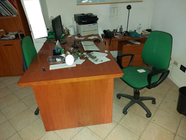 2#8012 Arredi per ufficio e attrezzature informatiche in vendita - foto 16