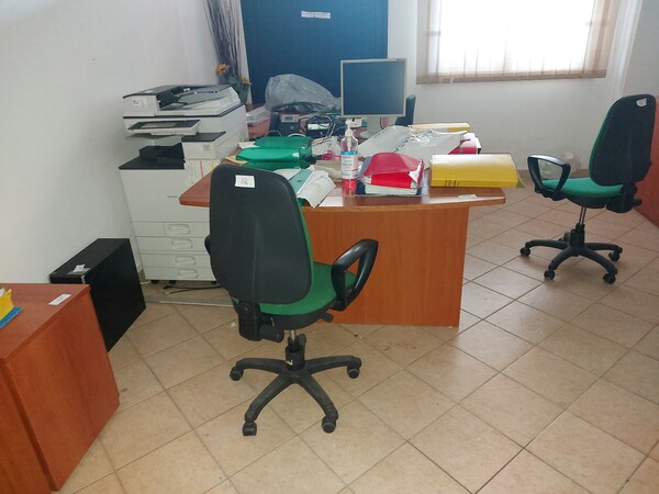 2#8012 Arredi per ufficio e attrezzature informatiche in vendita - foto 17
