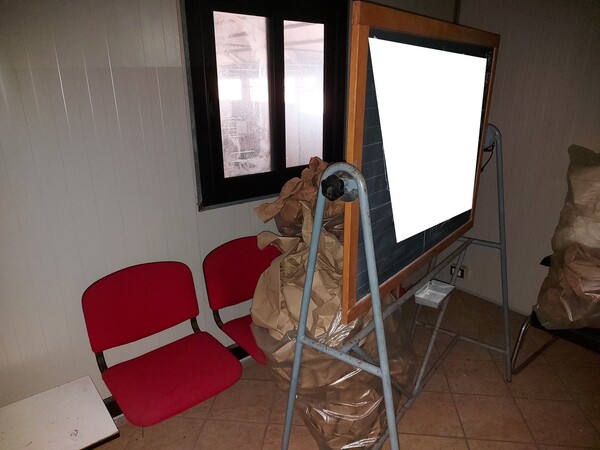 2#8012 Arredi per ufficio e attrezzature informatiche in vendita - foto 29