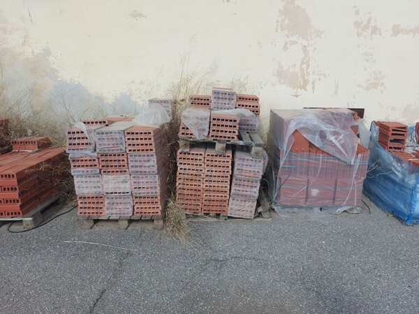 15#8015 Pavimenti e rivestimenti in vendita - foto 3
