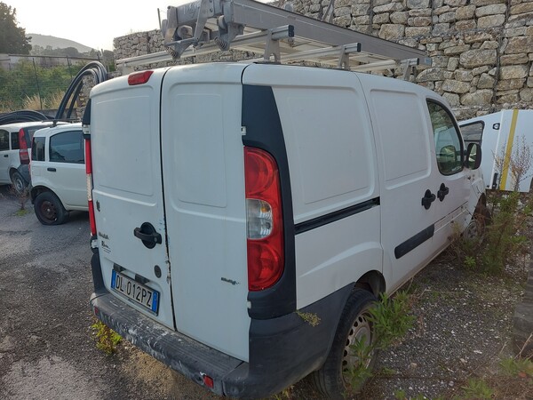 17#8017 Autocarro Fiat Doblò in vendita - foto 2