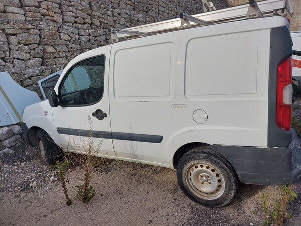 17#8017 Autocarro Fiat Doblò in vendita - foto 3