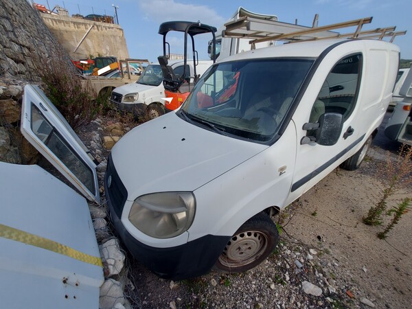 17#8017 Autocarro Fiat Doblò in vendita - foto 4