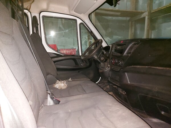 2#8017 Furgone cassonato Iveco in vendita - foto 5