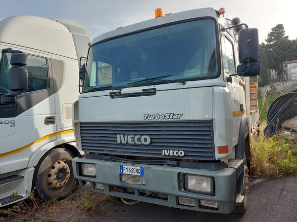 Autocarri in vendita