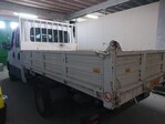 Image 6 - Iveco box van - Lot 3 (Auction 8017)