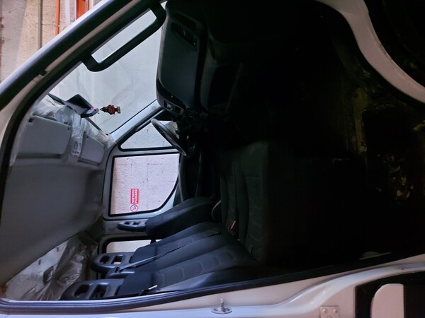 3#8017 Furgone cassonato Iveco in vendita - foto 7