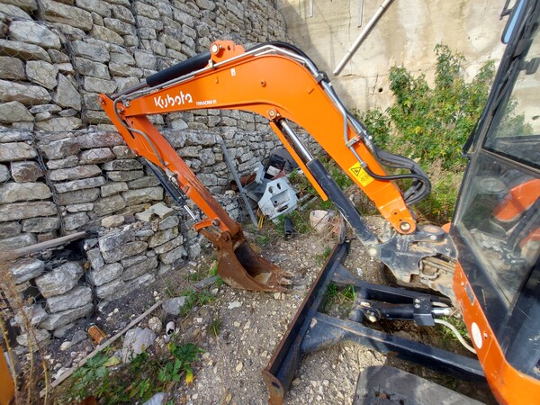 6#8017 Escavatore Kubota U35 in vendita - foto 4