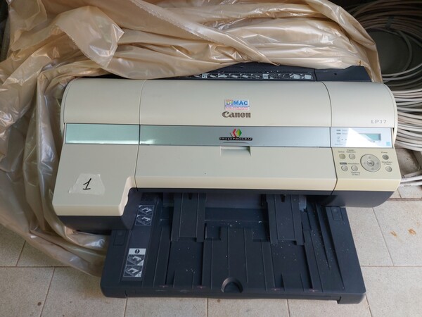4#8021 Materiale elettrico ed informatico in vendita - foto 2