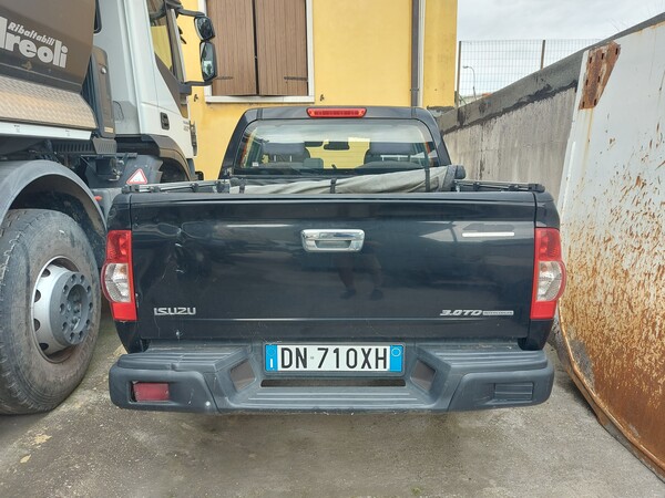 1#8023 Autocarro Isuzu LS in vendita - foto 3