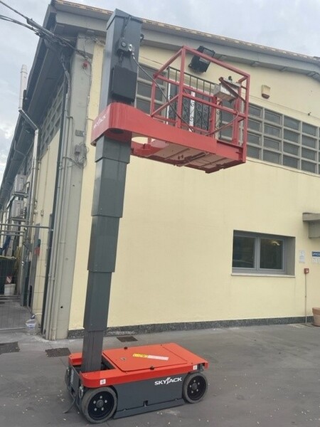 2#8028 Piattaforma aerea a colonna Skyjack SJ16 in vendita - foto 9