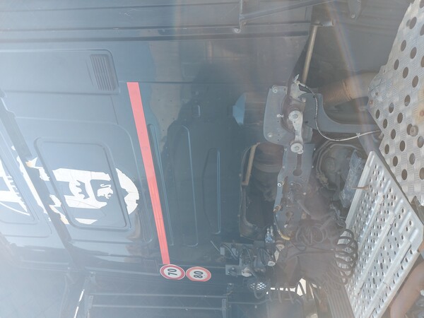 12#8031 Trattore stradale Scania CVR 560 in vendita - foto 8