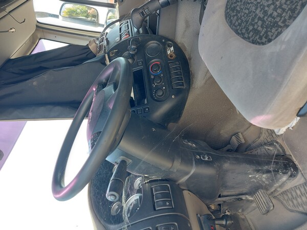 28#8031 Trattore stradale DAF TT85MC in vendita - foto 15