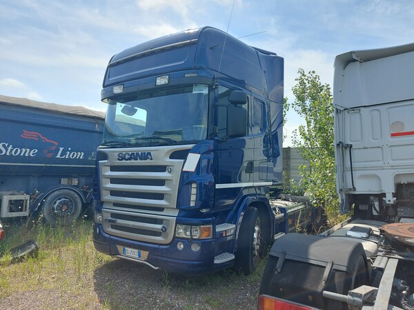 76#8031 Trattore stradale Scania in vendita - foto 2