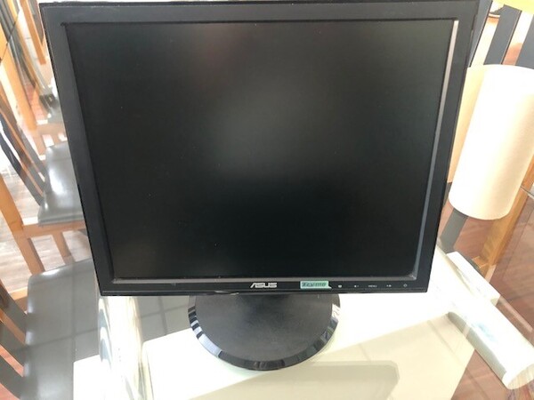 8#8032 Monitor schermo Asus e lettori barcode scanner Axon in vendita - foto 3