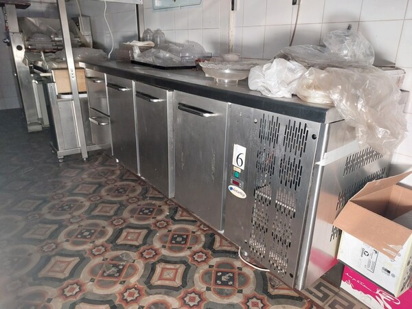 1#8037 Banco frigo Antartika e rastrelliere in vendita - foto 9