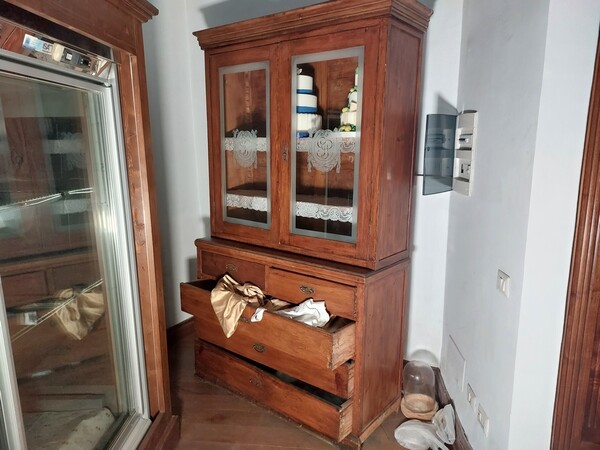 11#8037 Arredamento da negozio in vendita - foto 16