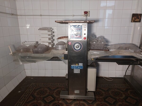 5#8037 Sfogliatrice Ostali Polin e Stampi per cioccolato in vendita - foto 1