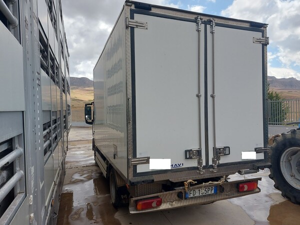 4#8039 Furgone isotermico Renault in vendita - foto 4