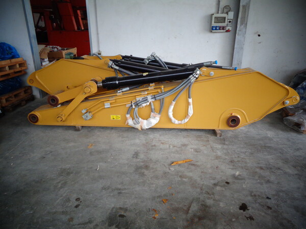 16#8048 Braccio Caterpillar in vendita - foto 1