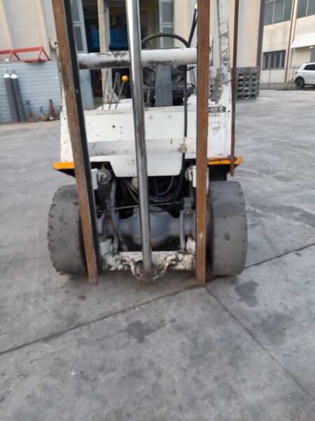 2#8048 Carrello elevatore OM DI 40 C in vendita - foto 3