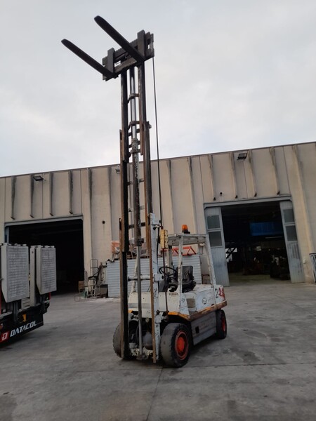 2#8048 Carrello elevatore OM DI 40 C in vendita - foto 6