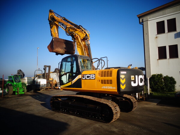 4#8048 Escavatore cingolato Jcb in vendita - foto 1