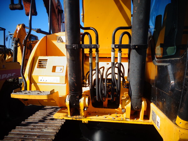 4#8048 Escavatore cingolato Jcb in vendita - foto 24